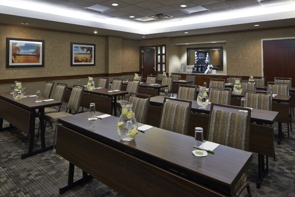 Courtyard by Marriott Bloomington, MN