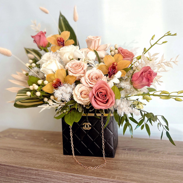 Elite Flowers and Gifts