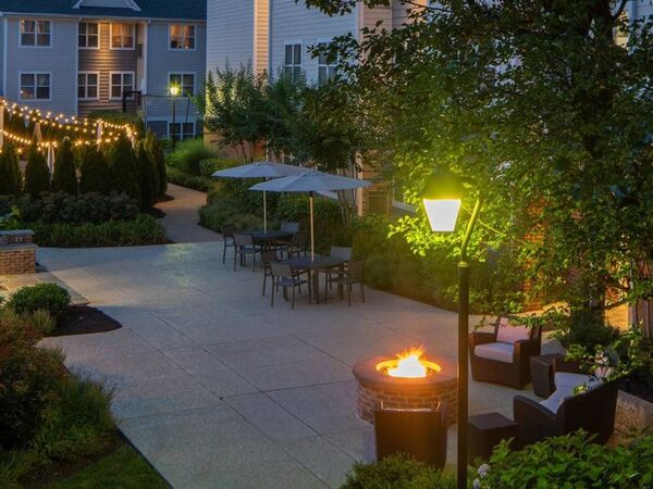 Sonesta ES Fairfax Fair Lakes