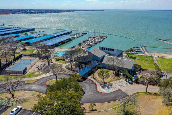 501 @ The Yacht Club