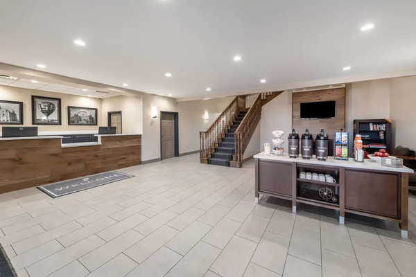 Country Inn & Suites, Findlay, OH