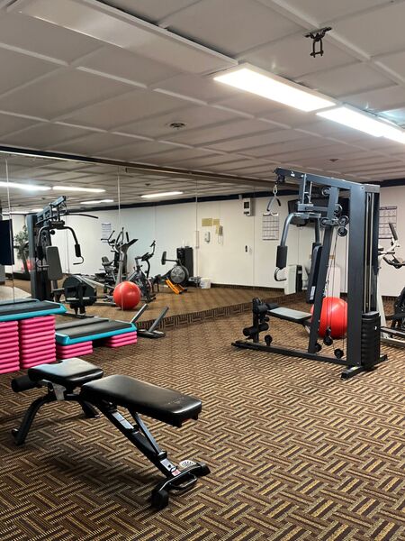 Jolly Roger Inn & Resort