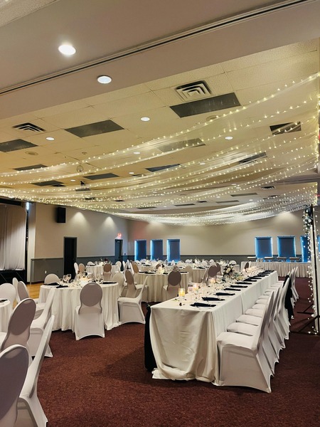 Jolly Roger Inn & Resort