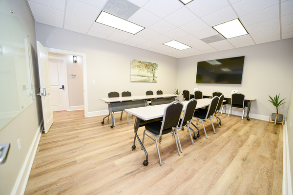 Magnolia Woods Office Suites and Meeting Space- Magnolia