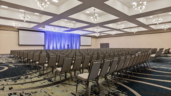 Embassy Suites by Hilton Rockford Riverfront & Conference Center