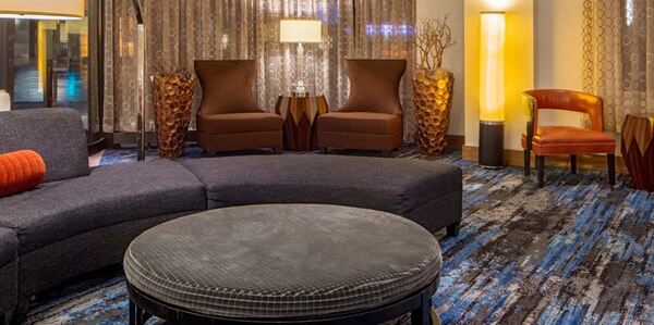 DoubleTree Suites By Hilton Hotel Minneapolis