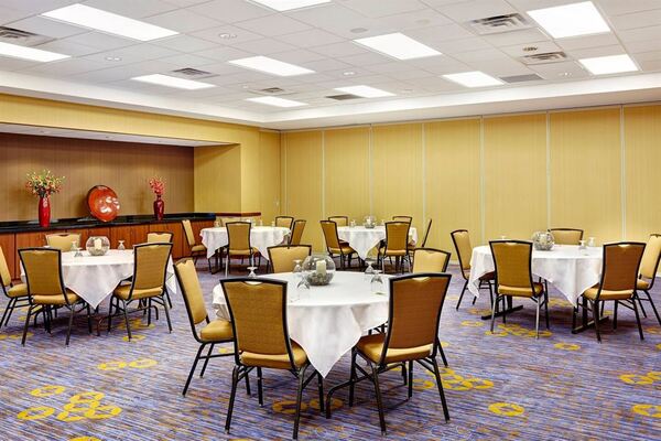 Courtyard Phoenix North/Happy Valley