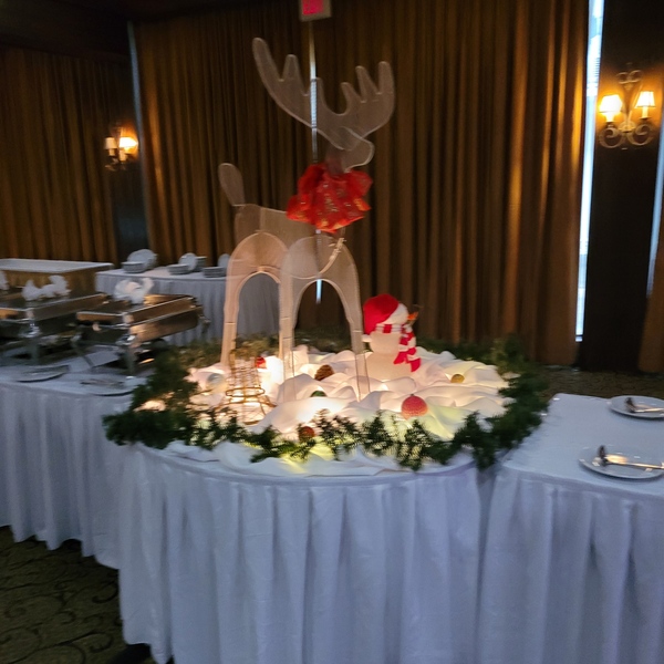 Whispering Woods Hotel and Conference Center