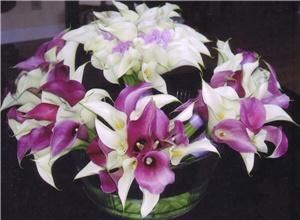 Lynn's Wedding Services - Florals /Decorations