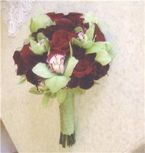 Lynn's Wedding Services - Florals /Decorations