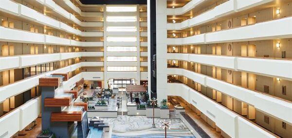 DoubleTree by Hilton Hotel Fresno Convention Center