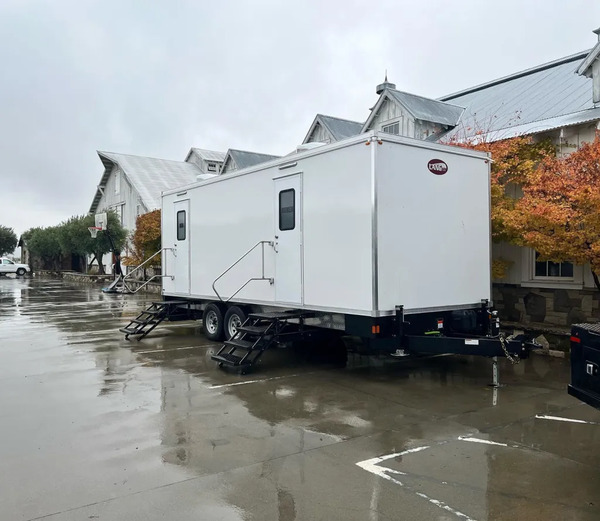 The Lavatory Luxury & Temporary Mobile Restrooms