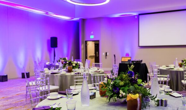 DoubleTree by Hilton Pomona