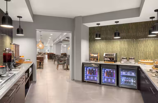 Doubletree by Hilton Phoenix Midtown