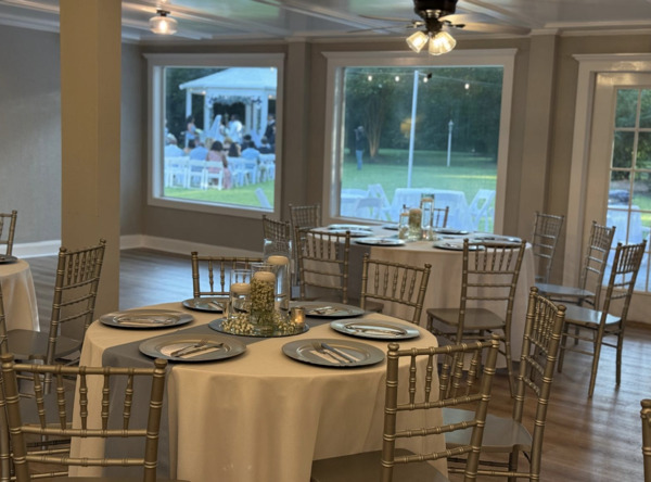 Ella's Garden Wedding & Event Venue