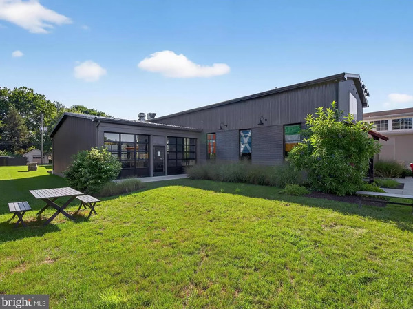 ARTifice Ales & Mead