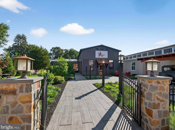 ARTifice Ales & Mead