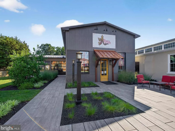 ARTifice Ales & Mead