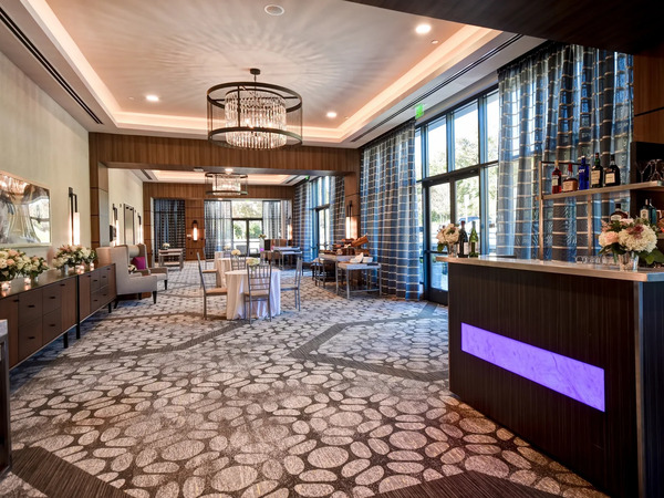 Embassy Suites by Hilton Berkeley Heights