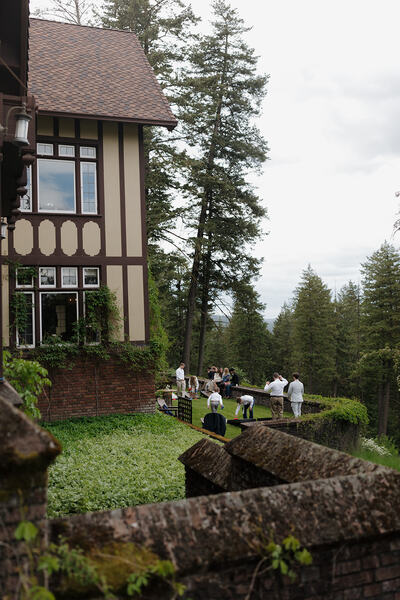 Bozarth Mansion & Retreat Center