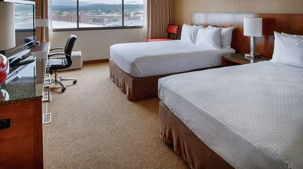 DoubleTree by Hilton Spokane City Center