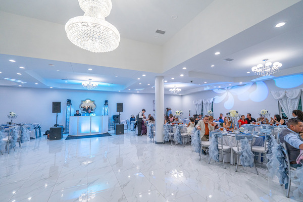 Isabella's Banquet Hall