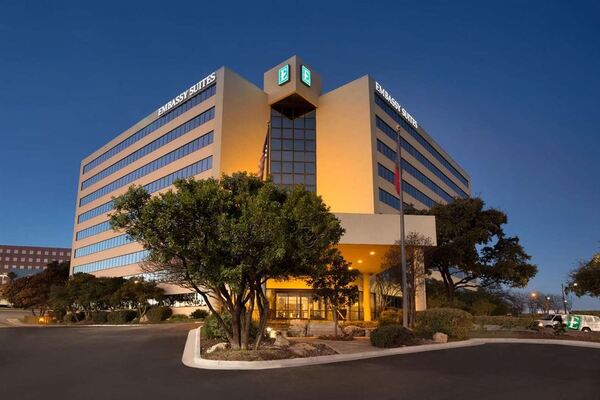 Embassy Suites San Antonio - International Airport
