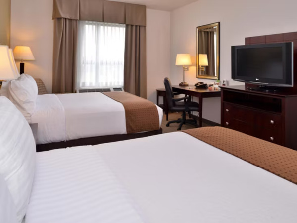 Holiday Inn Madison At The American Center