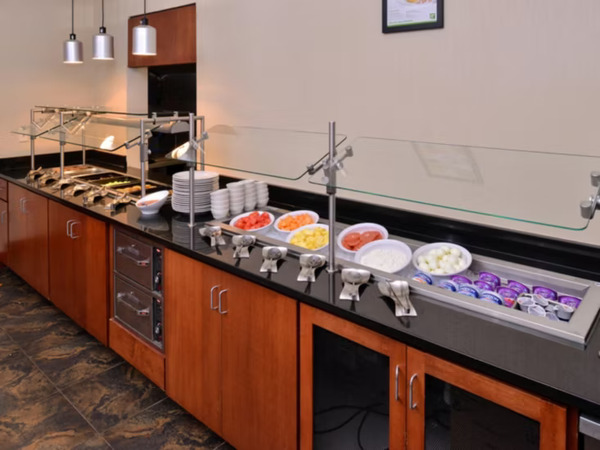 Holiday Inn Madison At The American Center