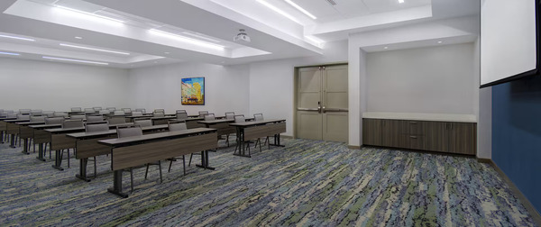 Hampton Inn & Suites/Home2 Suites Riverwalk