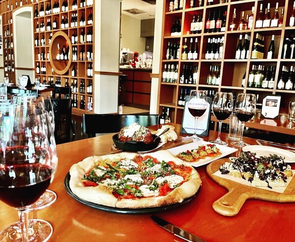 Crú Food & Wine Bar