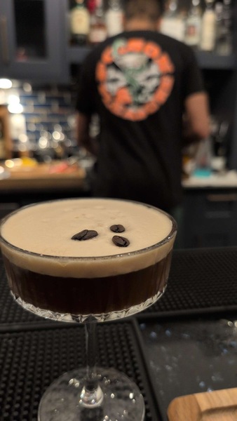 Just Past the Bar: Private Bartending