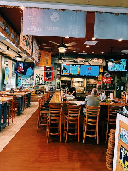 Lucky Oyster Seafood Grill