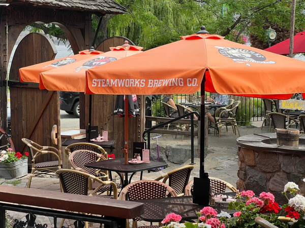 Gasthaus on the Lake