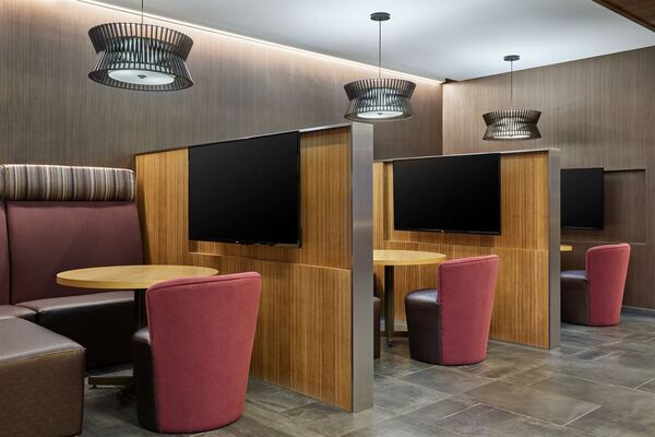 Courtyard Aurora Denver