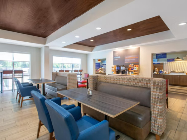 Holiday Inn Express Silver Springs / Ocala