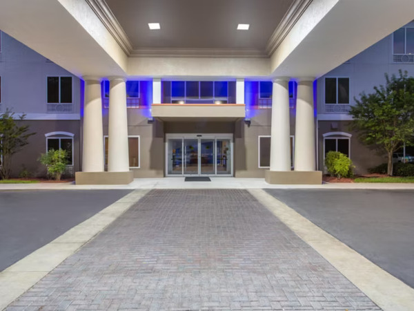 Holiday Inn Express Silver Springs / Ocala