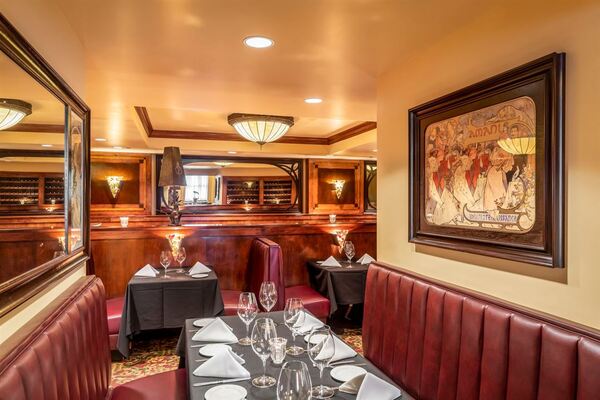 Pierpont's At Union Station