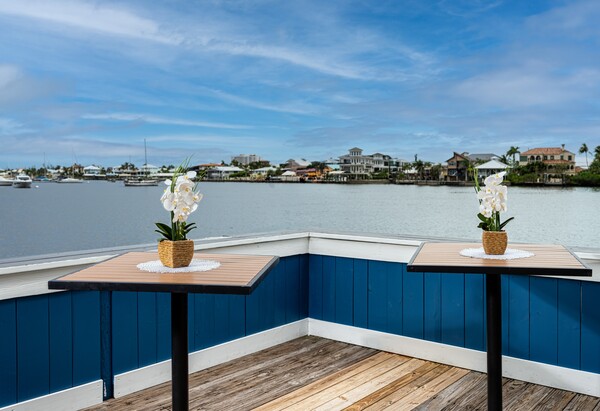 Doc Ford's & Bonita Fish Company