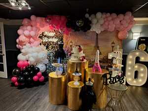 Waves Restaurant and Bar