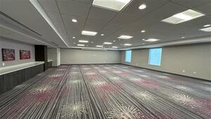 Home 2 Meeting Space