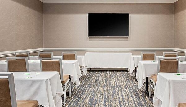 Holiday Inn Valdosta Conference Center