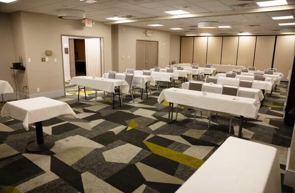 Wyndham Houston Hobby Airport