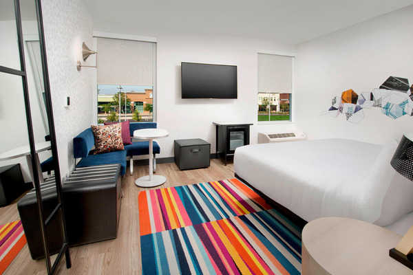 Aloft Omaha West