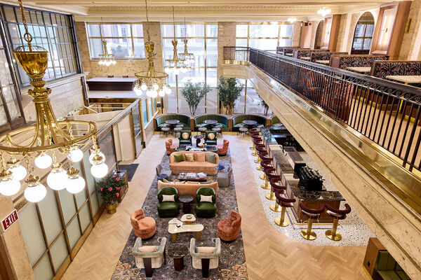 The Bay Street Lounge