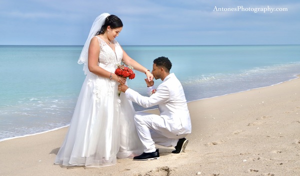 AntonesPhotogaphy.com