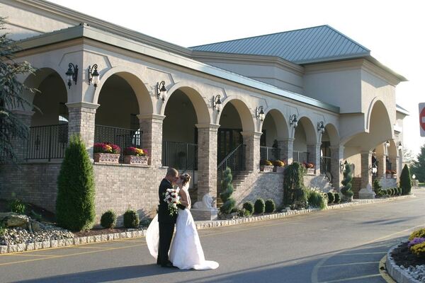 Pierres Restaurant & Catering Hall