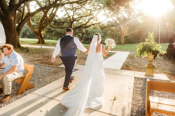 Chandelier Oaks Venue