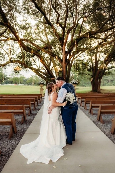 Chandelier Oaks Venue