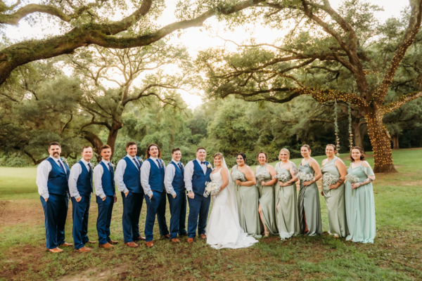 Chandelier Oaks Venue